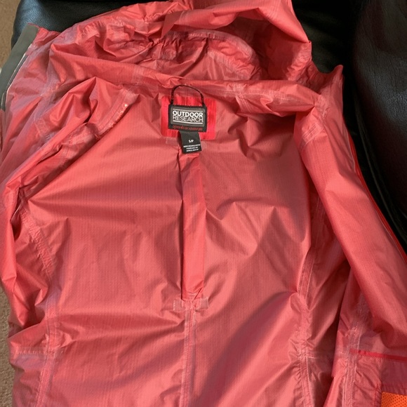 Outdoor Research Rain Jacket, Size S - Picture 11 of 13